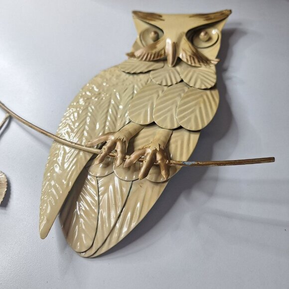 Metal Owl Cream Tin Leaves Branch Handpainted 11 x 10 Inches Hanging Wall Decor - Picture 3 of 12